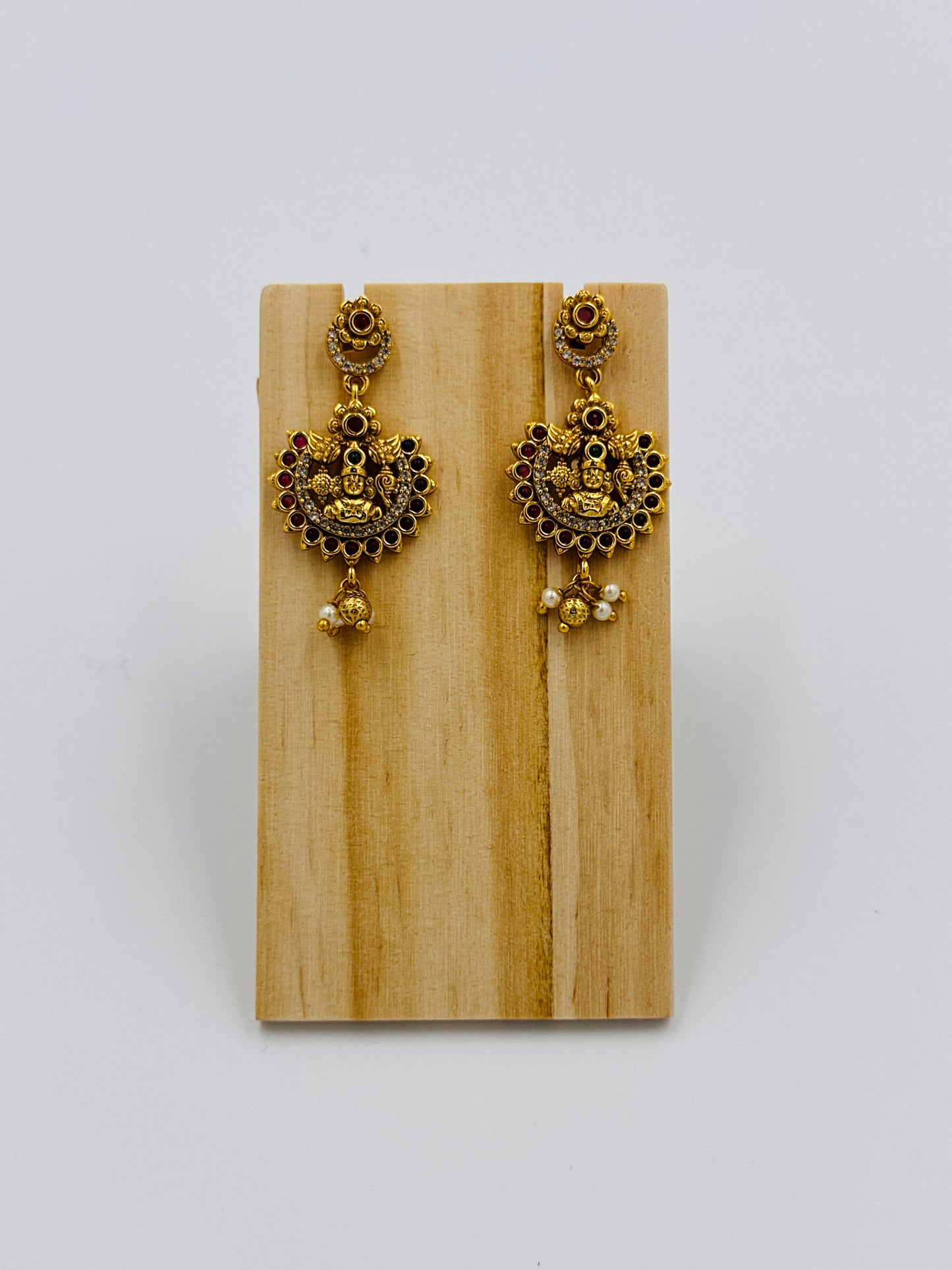 Antique Temple Design Gold-Plated Necklace Set with Goddess Lakshmi Pendant & Earrings