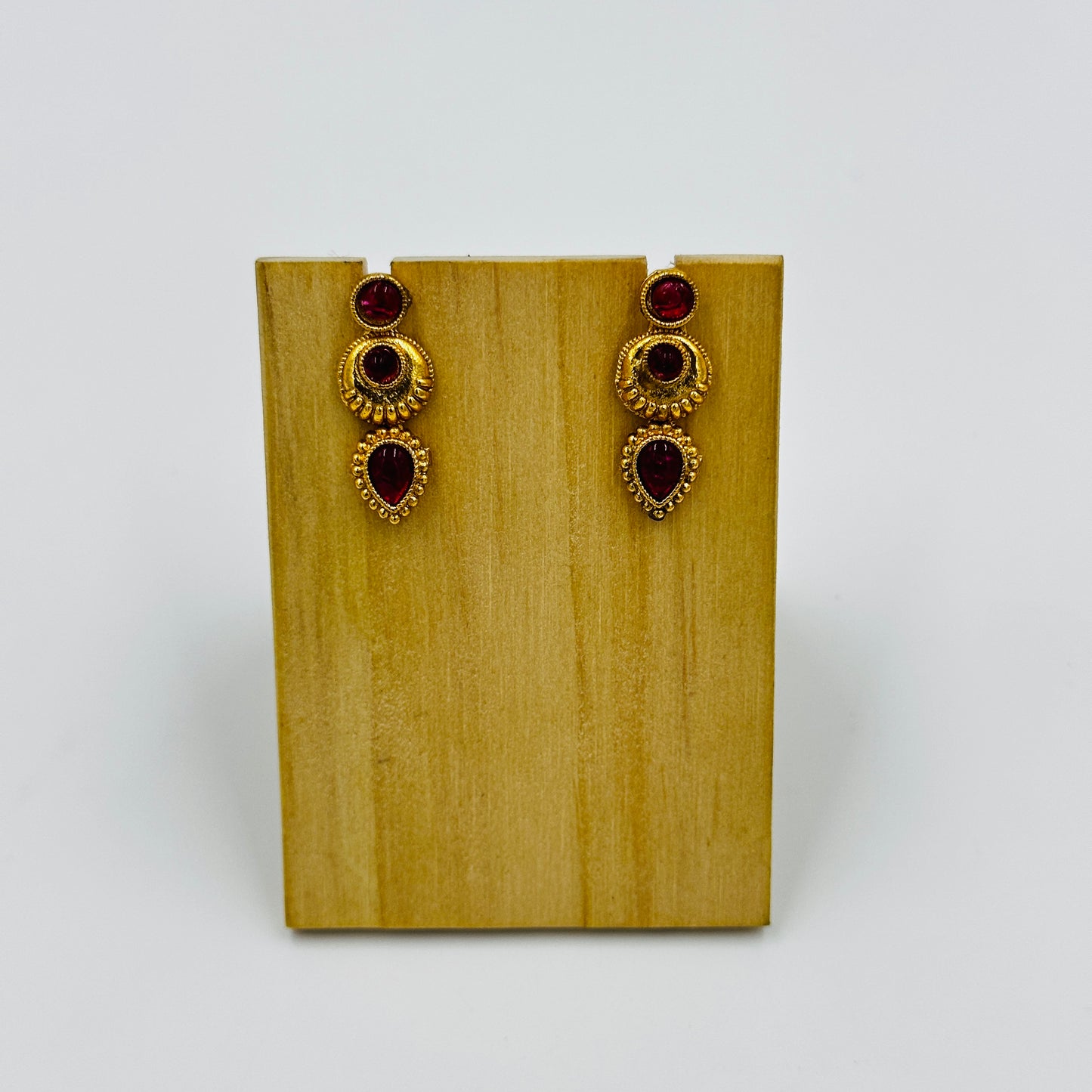 Antique Gold-Plated Ruby Red Stone Necklace Set with Earrings