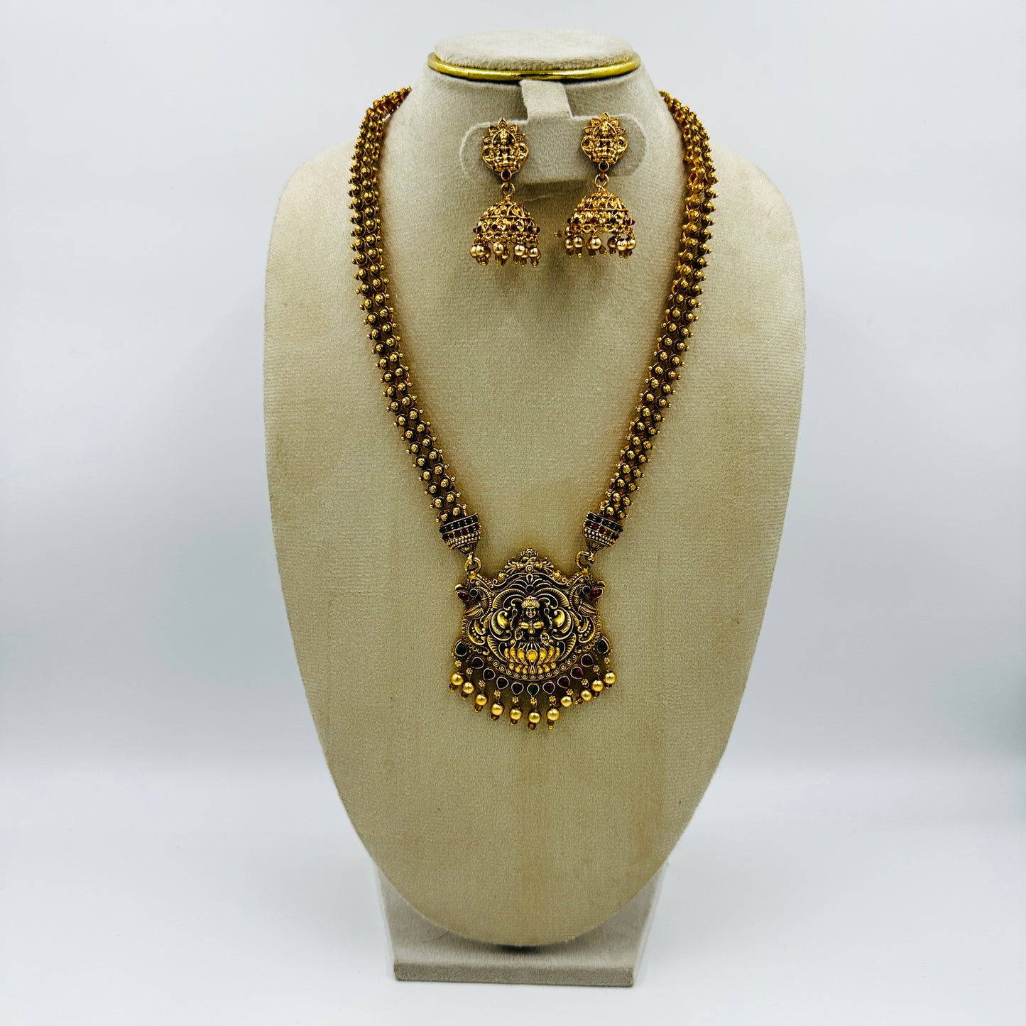 Antique Gold-Plated Temple Jewelry Necklace Set with Jhumka Earrings