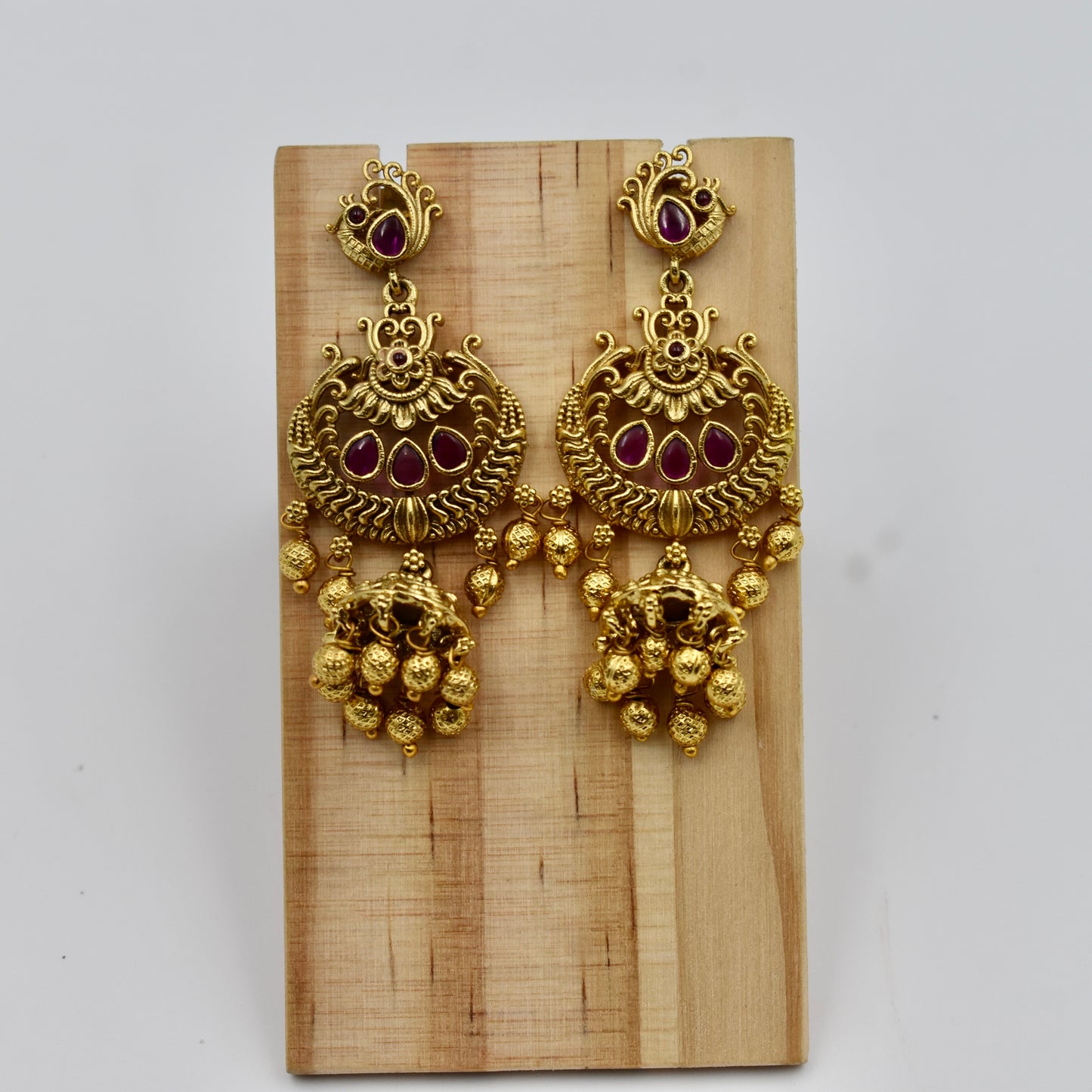 Regal Heritage Temple Necklace Set – Antique Gold Finish