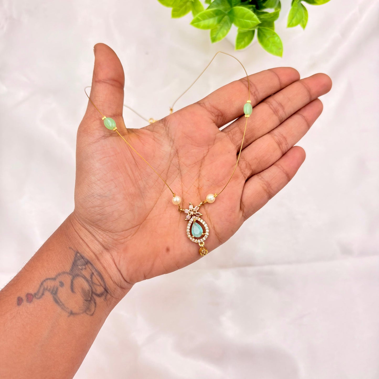 Minimal Gold Finish Green Drop Pendant Wire Necklace