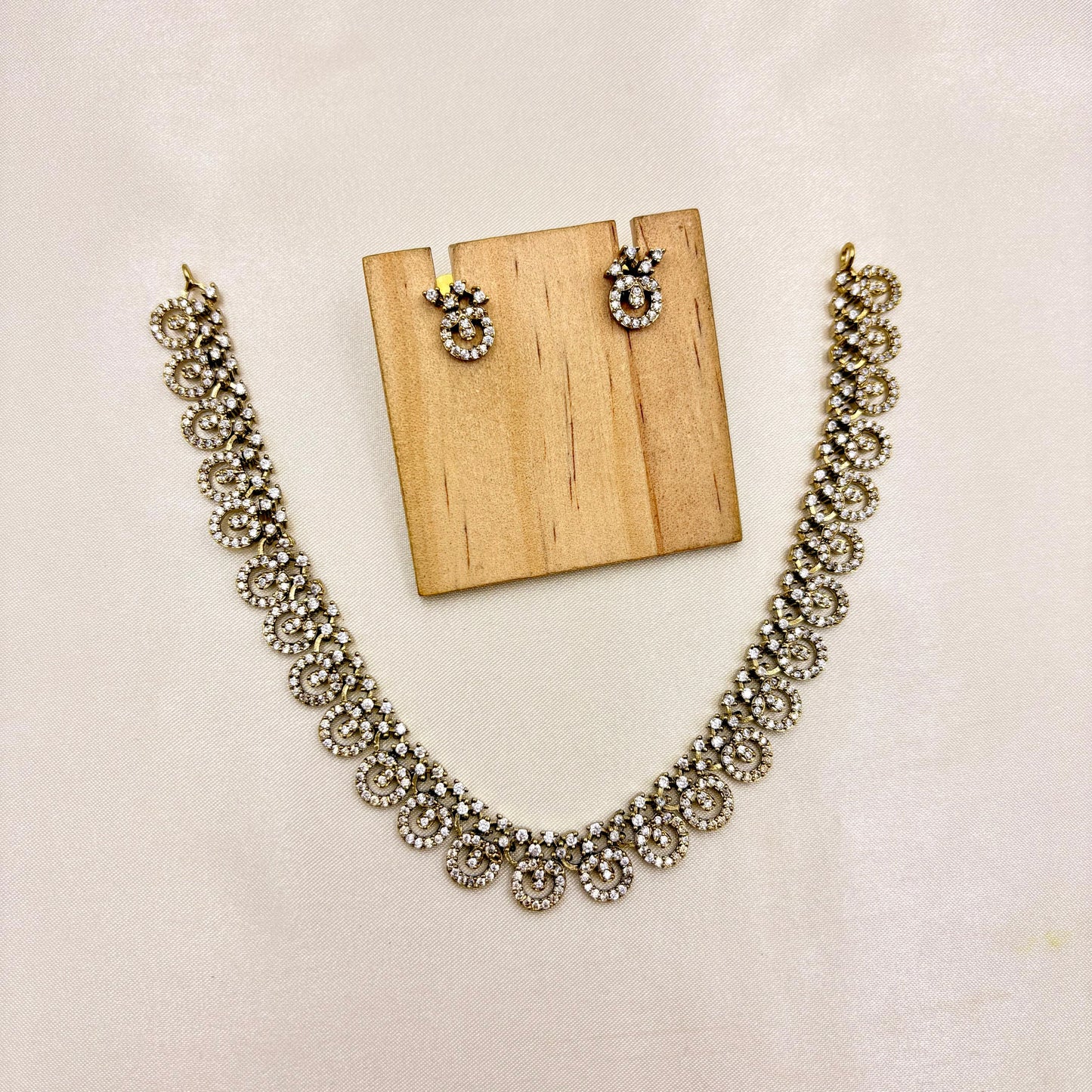 Elegant Diamond Look Necklace Set with Stud Earrings – Silver Antique Finish