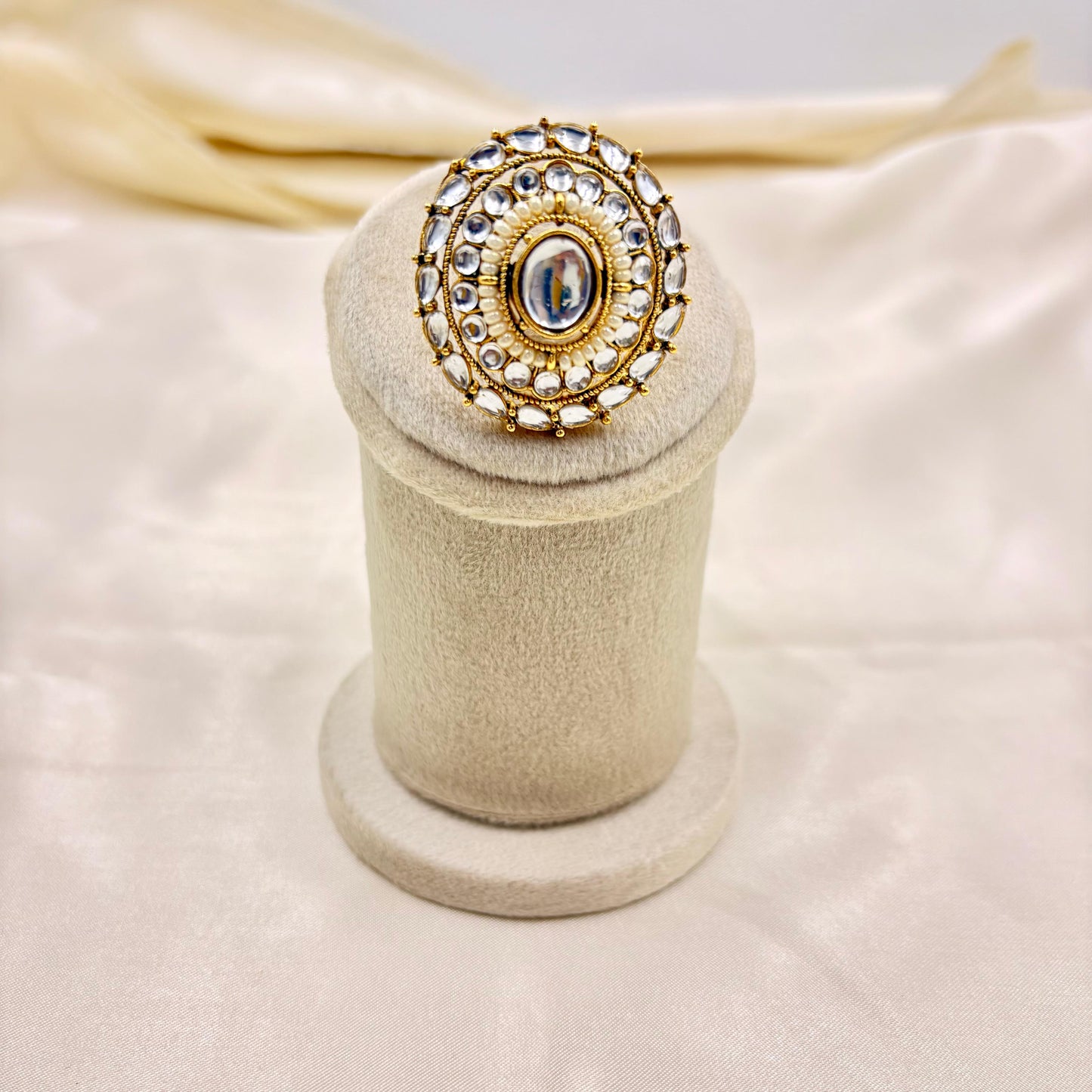 Oval Pearl Kundan Adjustable Finger Ring – White Stone