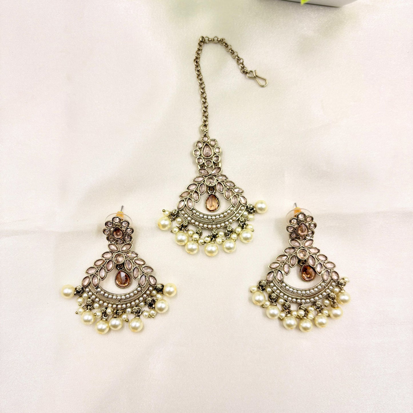 Kundan Chandbali Earrings with Pearl Drops & Matching Maang Tikka