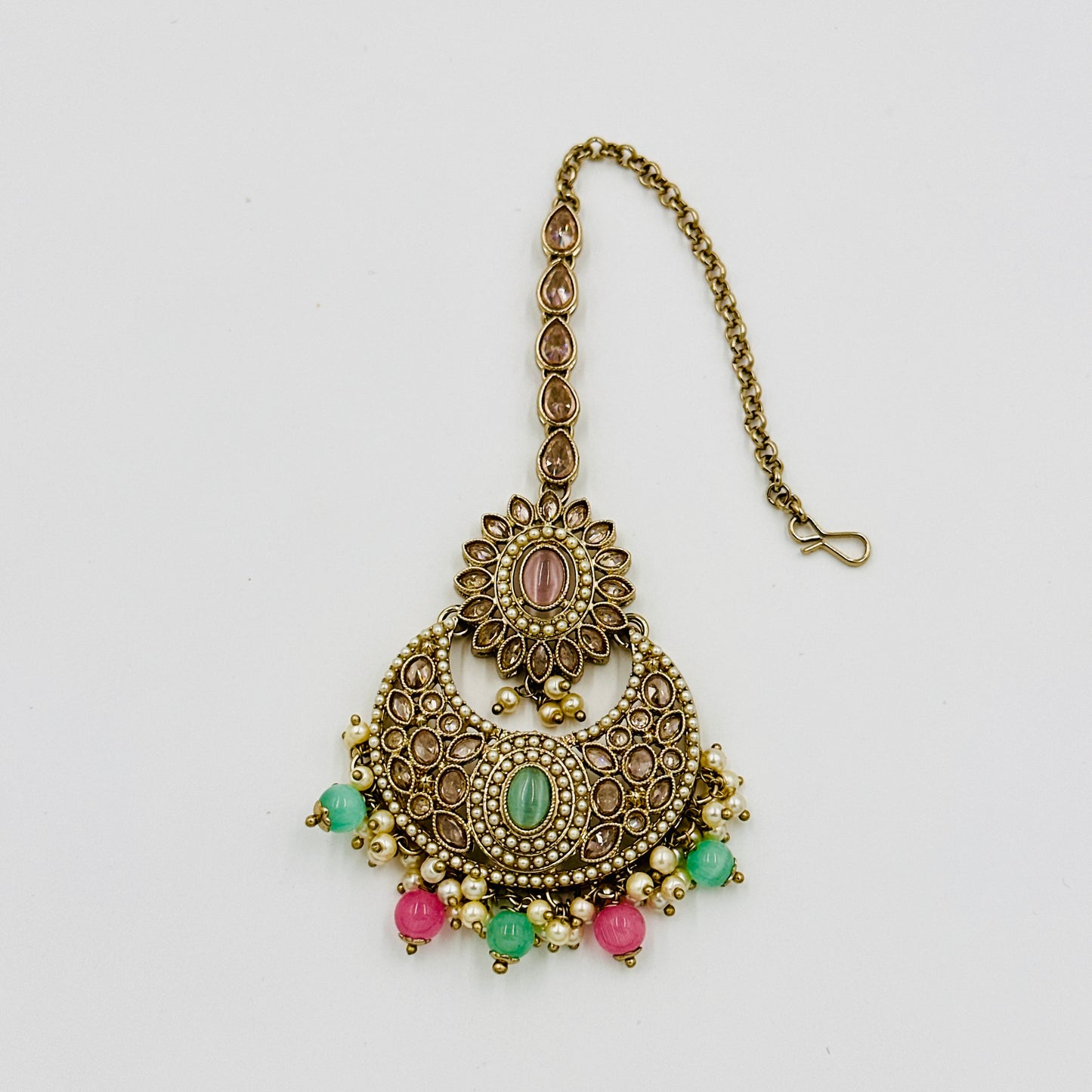 Antique Gold-Plated Multicolor Kundan Choker Necklace Set with Earrings & Maang Tikka