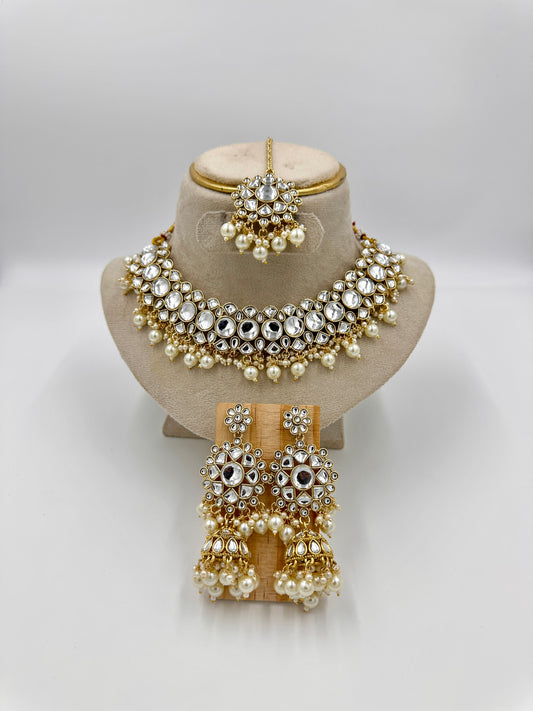 Antique Gold-Plated Kundan Choker Necklace Set with Pearls & Jhumka Earrings
