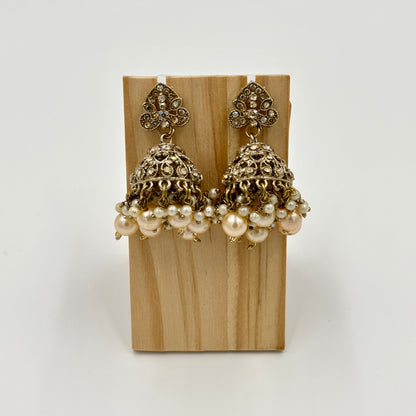 Antique Gold-Plated Pearl & Kundan Choker Necklace Set with Jhumka Earrings & Maang Tikka