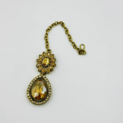 Golden Floral Kundan Necklace Set with Earrings & Maang Tikka