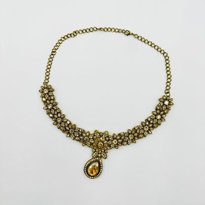 Golden Floral Kundan Necklace Set with Earrings & Maang Tikka