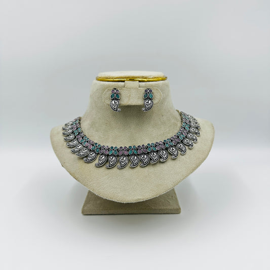 Antique Silver-Tone Paisley Necklace Set with Earrings