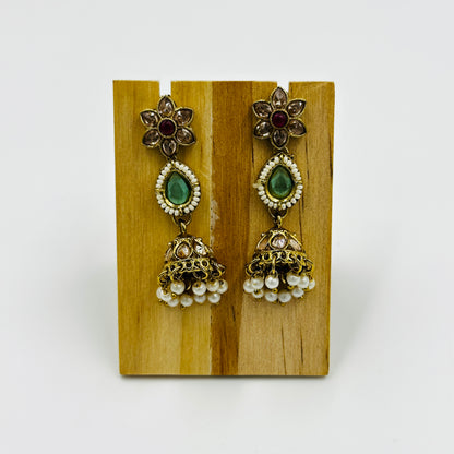 Multicolor Kundan Necklace Set with Earrings & Maang Tikka