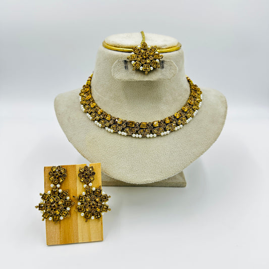 Pearl-Studded Kundan Necklace Set with Earrings & Maang Tikka