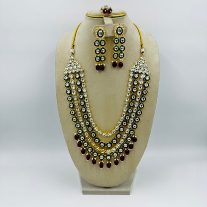 Grand Multi-Layer Kundan Necklace Set with Earrings & Maang Tikka – Bridal Jewelry