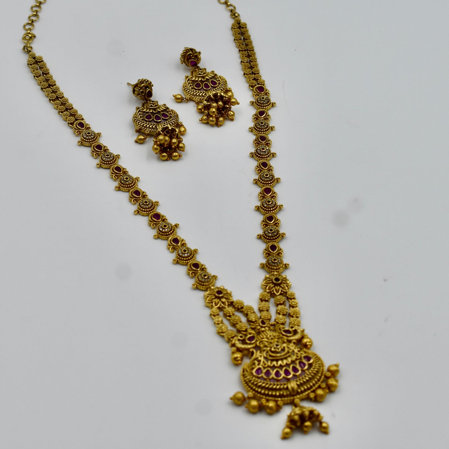 Regal Heritage Temple Necklace Set – Antique Gold Finish