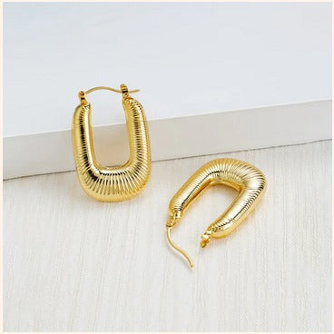 Anti-Tarnish Textured U-Shaped Hoop Earrings – Imitation Gold