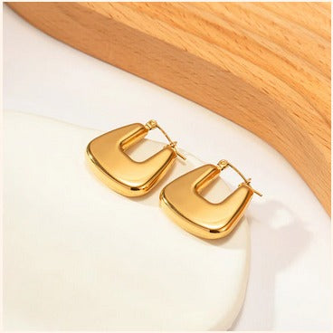 Chunky Gold Hoop Earrings – Modern Imitation Jewelry