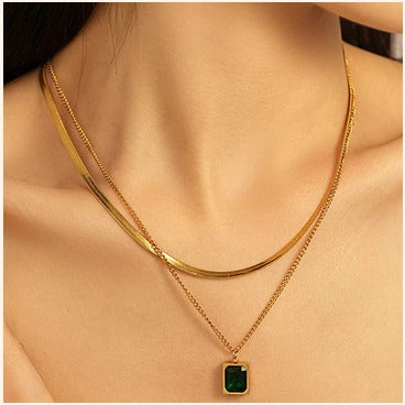 Dual Layer Gold Necklace with Emerald Green Pendant – Imitation Jewelry