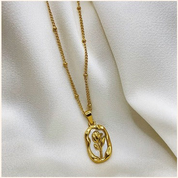 Floral Gold Pendant Necklace – Imitation Jewelry