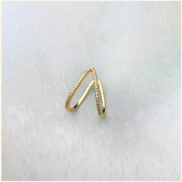 Gold V-Shaped Finger Ring – Anti Tarnish Imitation Jewellery