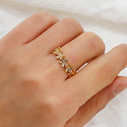Gold Floral Adjustable Finger Ring – Sparkling Imitation Jewellery