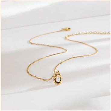 Classic Pearl Drop Pendant Necklace – Imitation Gold Finish