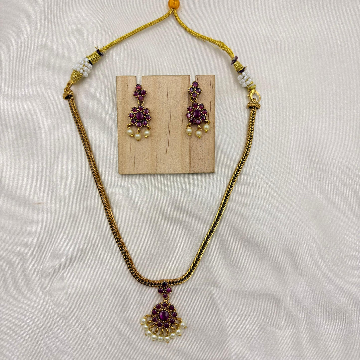 ✨ Ruby Pearl Pendant Necklace Set | Traditional & Timeless