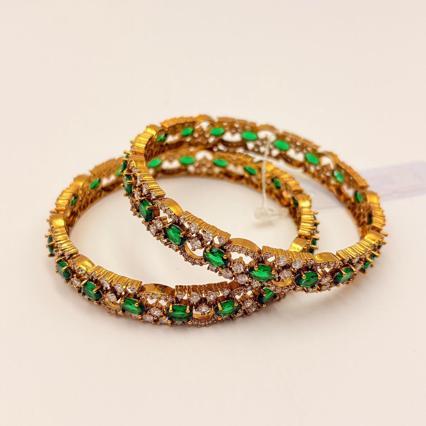 Antique Gold Bangles with Emerald Green Stones & CZ Diamonds – Premium Bridal Bangles (Set of 2)