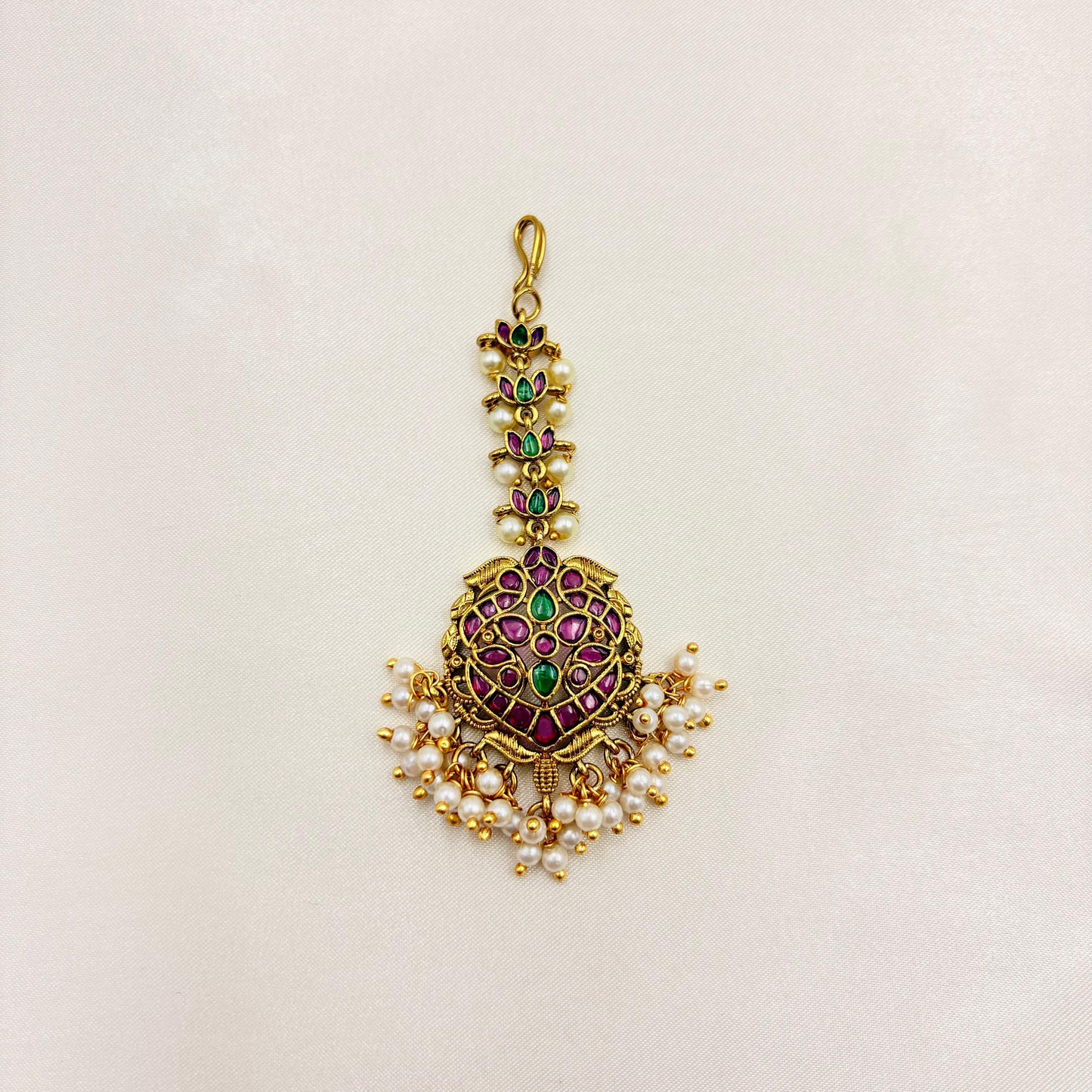 Traditional Temple Peacock Maang Tikka with Kemp Stones & Pearl Drops – Antique Gold Finish