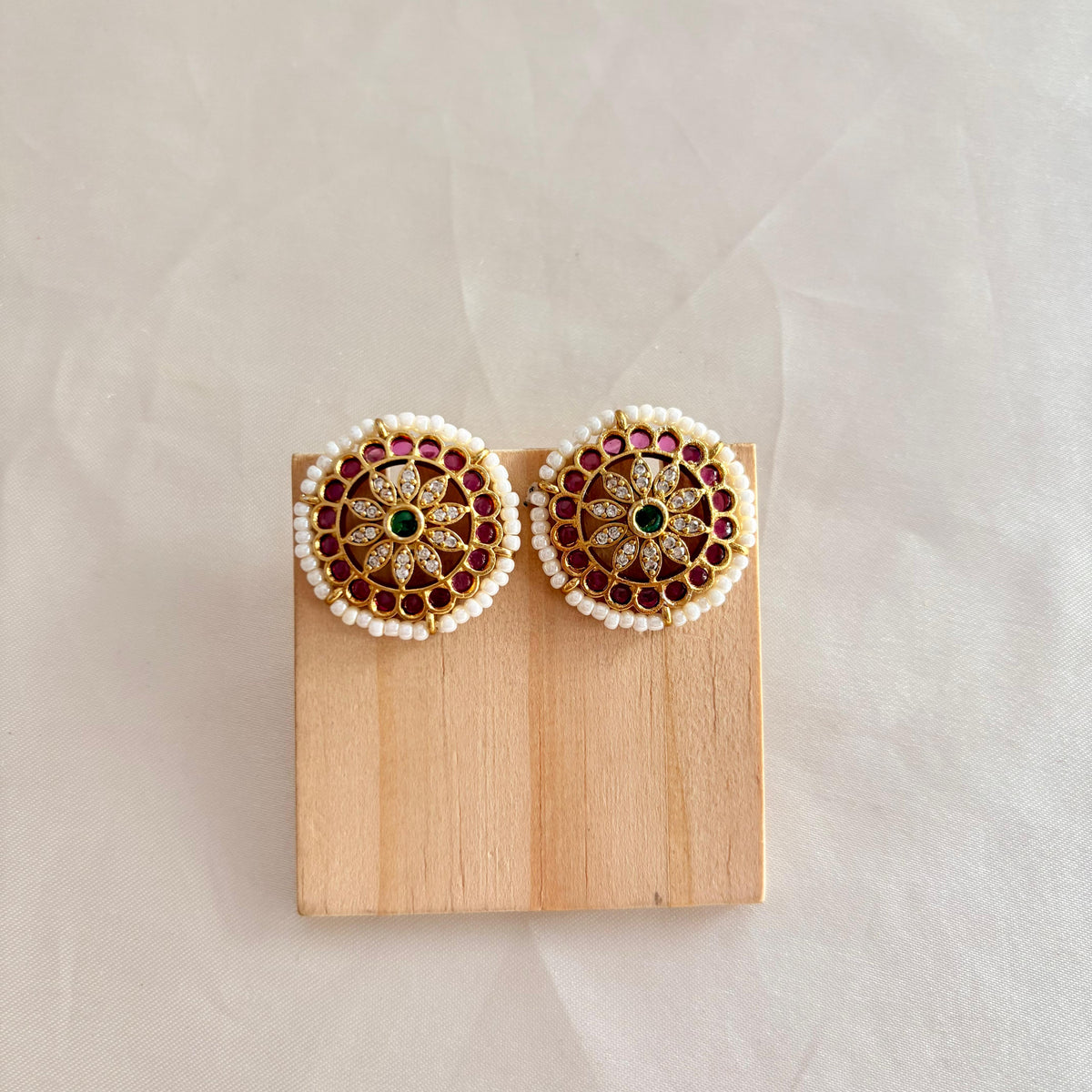 Antique Ruby Green Stone Stud Earrings | Pearl Border Jewellery 💚❤️