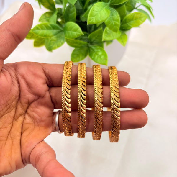 Gold Finish Textured Traditional Bangles – Classic Leaf Pattern Daily Wear Bangles (Set of 4)