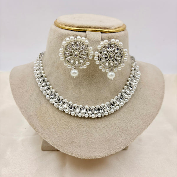 Elegant Pearl Kundan Necklace Set with Earrings & Maang Tikka – Silver Finish