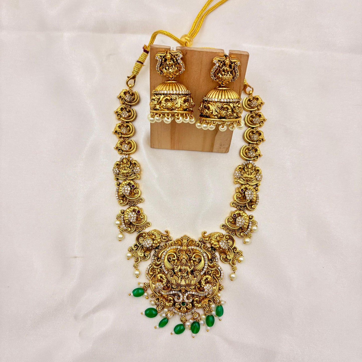 ✨ Antique Lakshmi Temple Necklace Set | Premium Micro Gold Polish