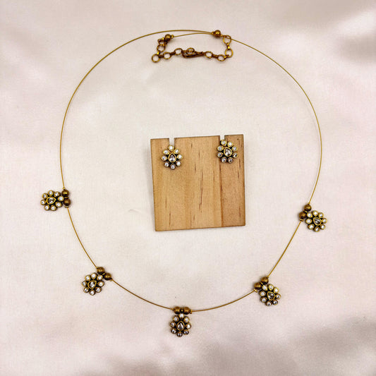 Minimal Antique Gold CZ Floral Wire Necklace Set