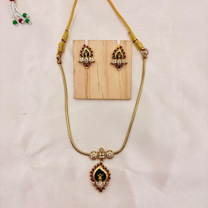 ✨ Divine Lakshmi Pendant Set | Micro Gold Polish