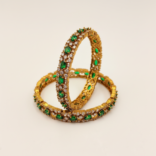 Antique Gold Bangles with Emerald Green Stones & CZ Diamonds – Premium Bridal Bangles (Set of 2)