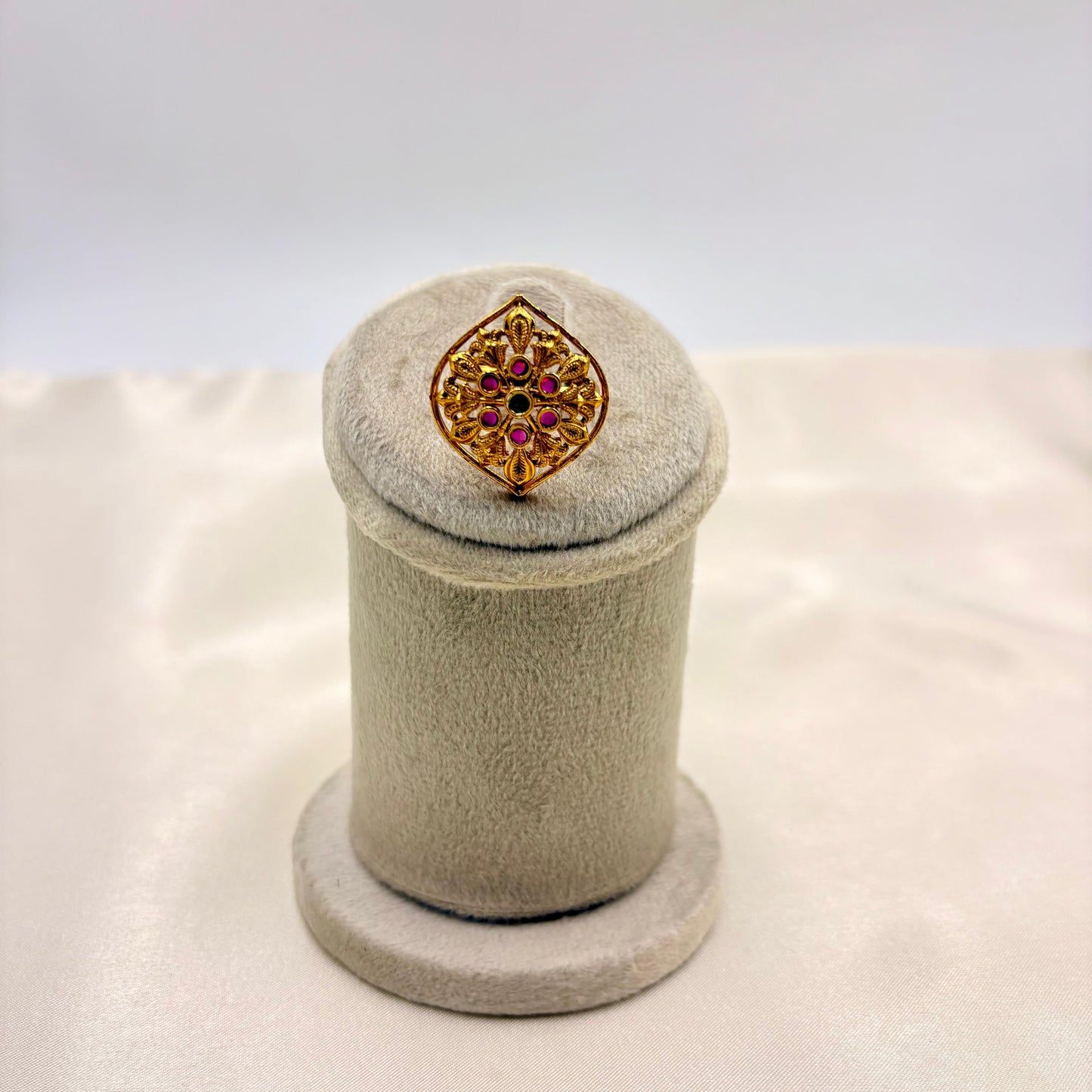 Traditional Temple Jewellery Finger Ring – Antique Gold Floral Diamond Shape Ring with Ruby & Green Stones