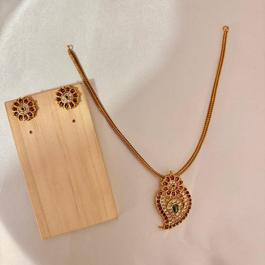 Gold-Plated Ruby & Green Stone Floral Pendant Necklace Set with Matching Stud Earrings