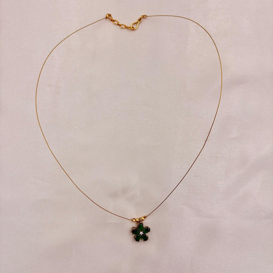 Green Floral Minimal Wire Necklace