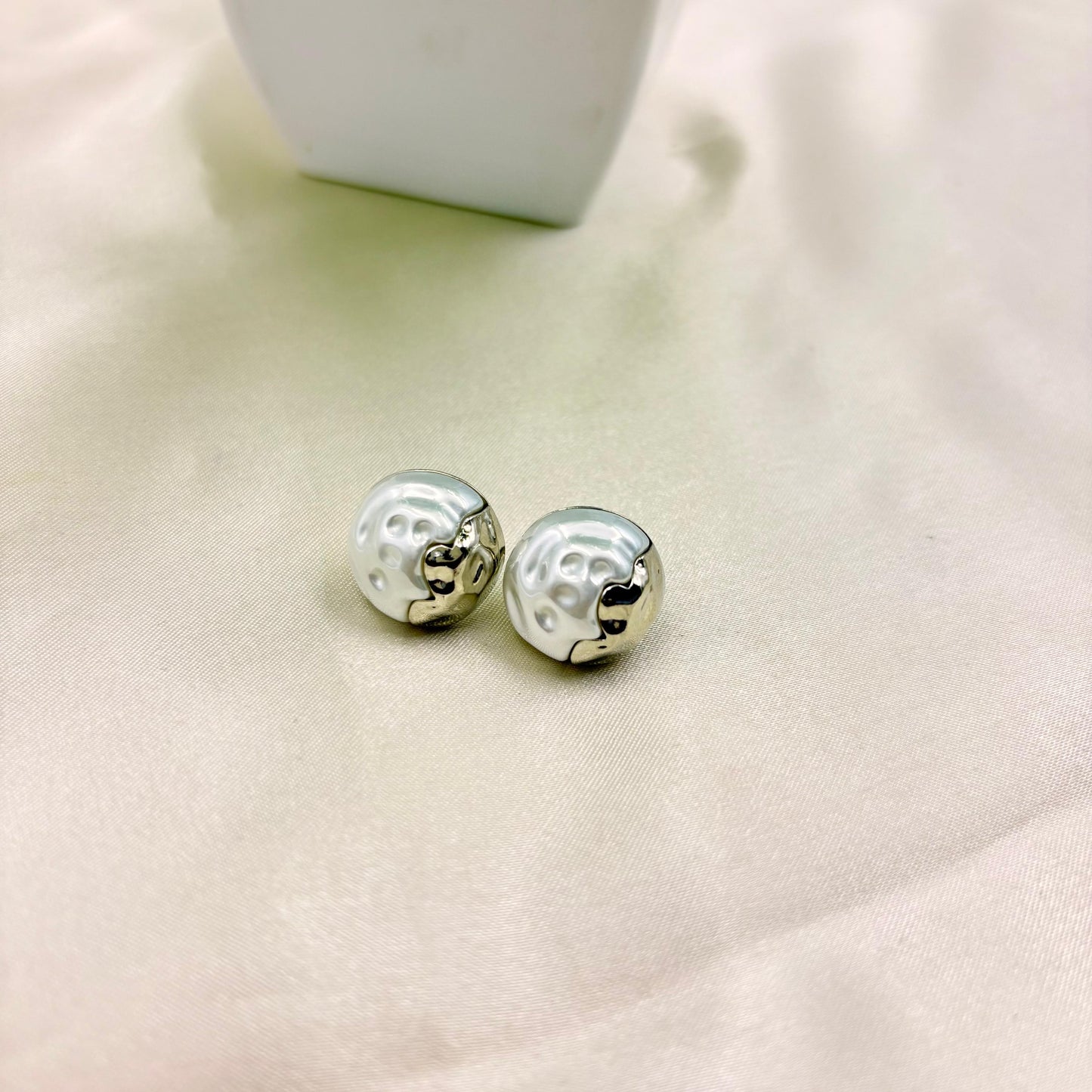 Modern Silver Pearl Stud Earrings