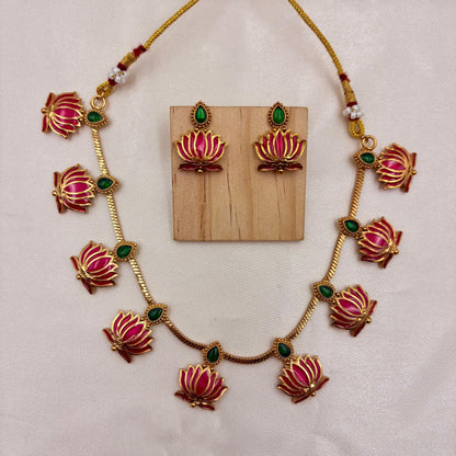 🌸 Lotus Blossom Necklace Set – Handcrafted Elegance